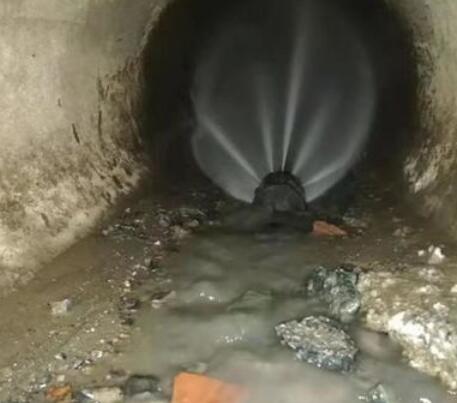 让胡路市政管道清淤